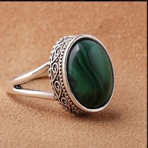 Vintage Oval Malachite Cocktail Ring